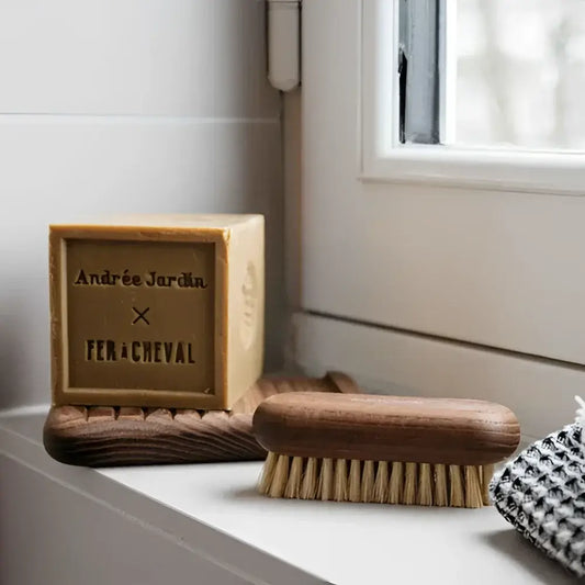 Savon pur Andrée Jardin x Fer de Cheval en coffret artisanal bois noble