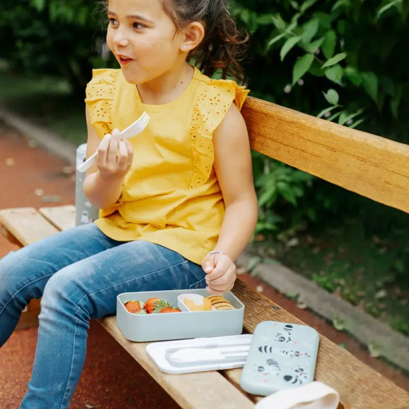 Boîte bento enfant raton laveur bleu clair avec illustrations animaux