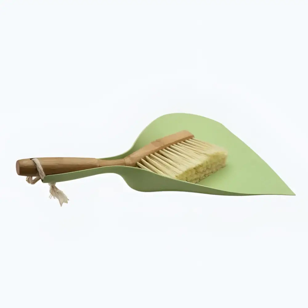 Set balayette en bambou pour d’un placard, avec dustpan vert clair et brosse bois