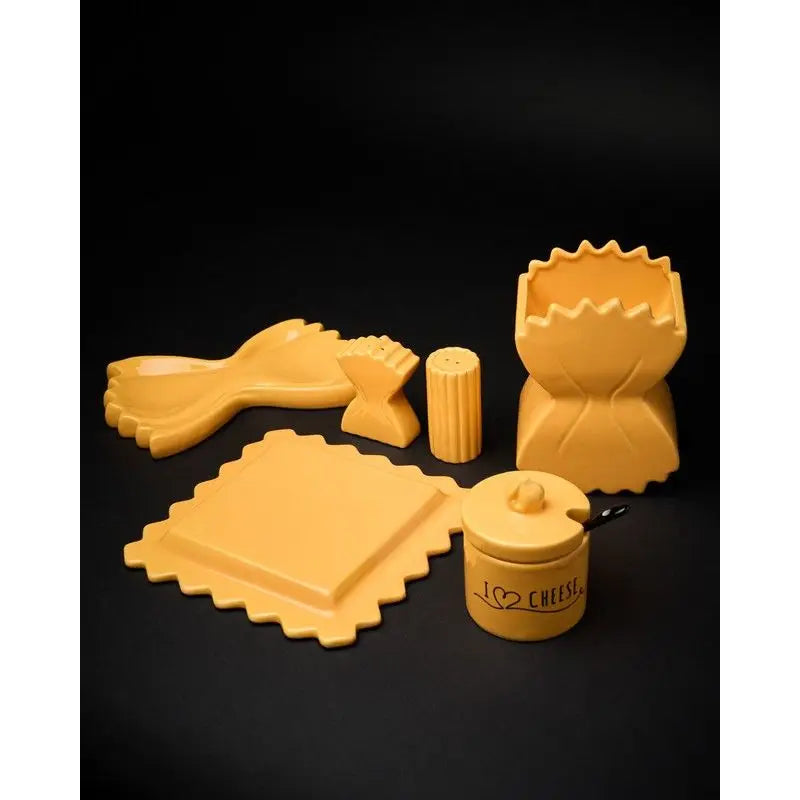 Pot à ustensiles pâte farfallone jaune en plastique, idée cadeau originale déco décalée