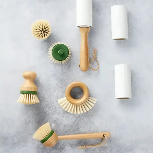 Rouleau à vêtements écologique avec manche en bambou et brosses naturelles, seul geste