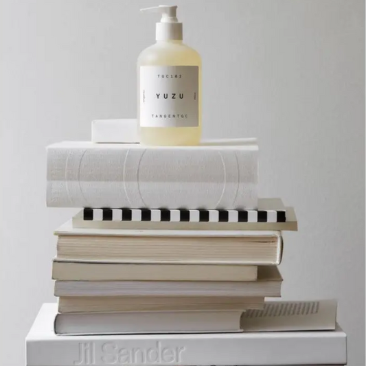 Bouteille de savon liquide yuzu avec pompe, parfum frais, pour mains et corps