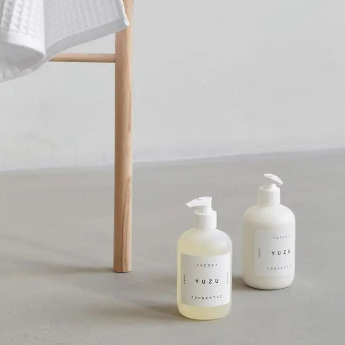 Savon liquide Yuzu avec graisses naturelles, parfum frais, deux bouteilles pump