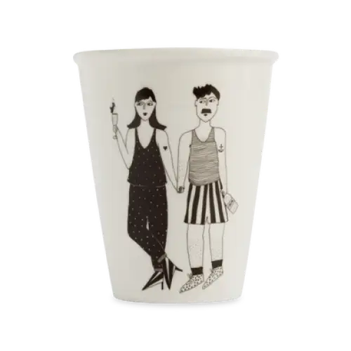 Tasse apéro couple en céramique blanche avec illustration humoristique de couple
