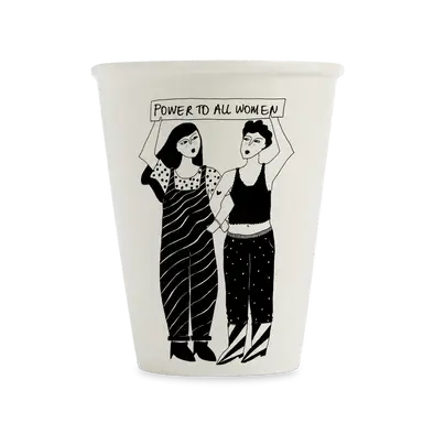 Tasse engagée avec illustration de deux jeunes filles tenant pancarte Power To All Women