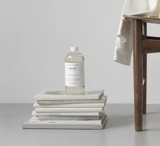 Bouteille de White Detergent pour linge blanc éclatant avec technologie anti-taches