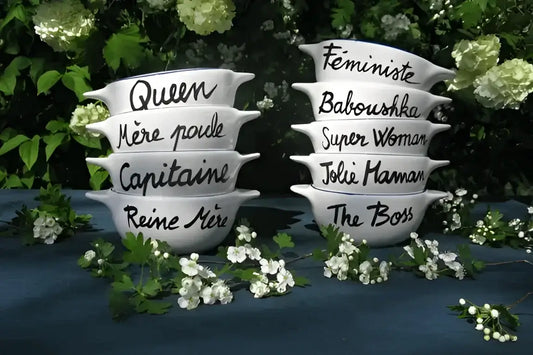 Bol breton féministe revisité : bols en céramique blanche empilés