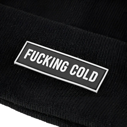 Bonnet noir avec message clair fucking cold pour affronter l’hiver