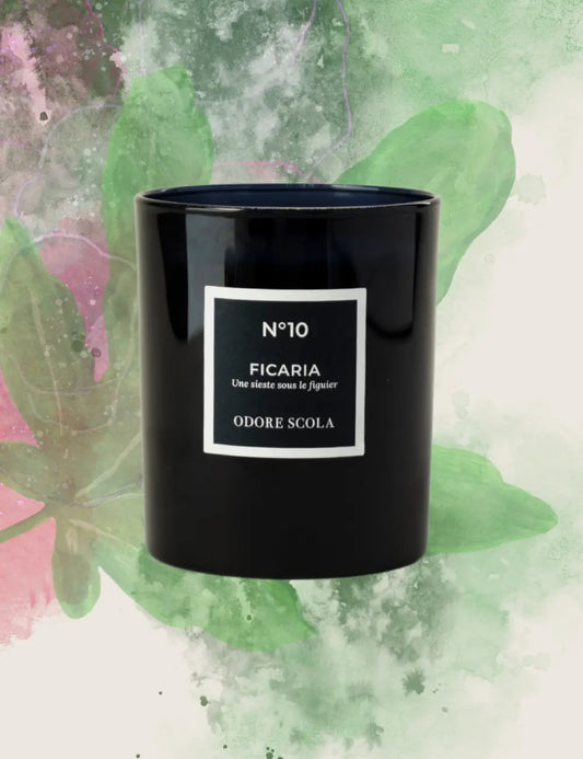 Pot de bougie en céramique noire Bougie Ficaria au fini glossy et étiquette blanche élégante