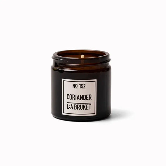 Bougie parfumée coriander 50g en verre soufflé ambré, atmosphère apaisante L:a Bruket