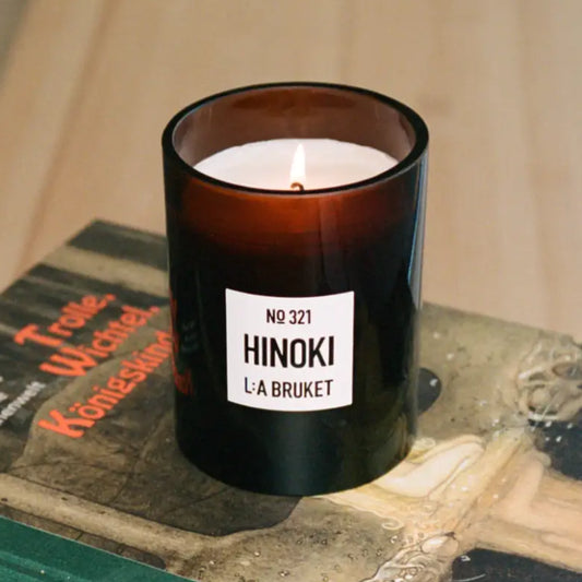 Bougie parfumée vert ambré Hinoki - 260g
