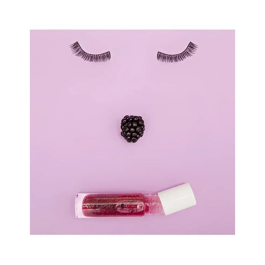 Tube de brillant à lèvres rose pailleté pour plus jeunes avec soin naturel Mûre