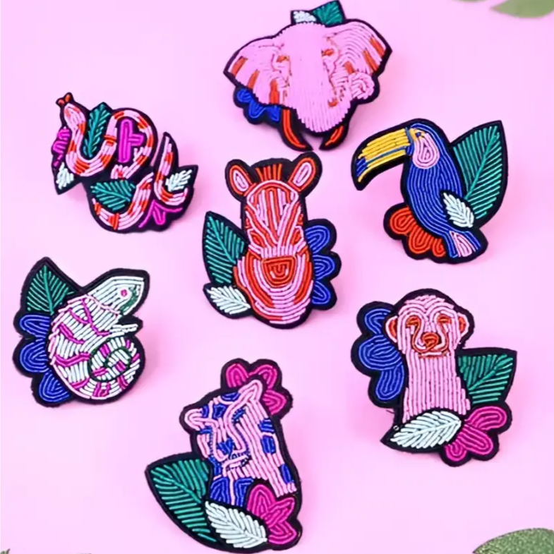 Broche caméleon