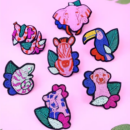Broche caméleon