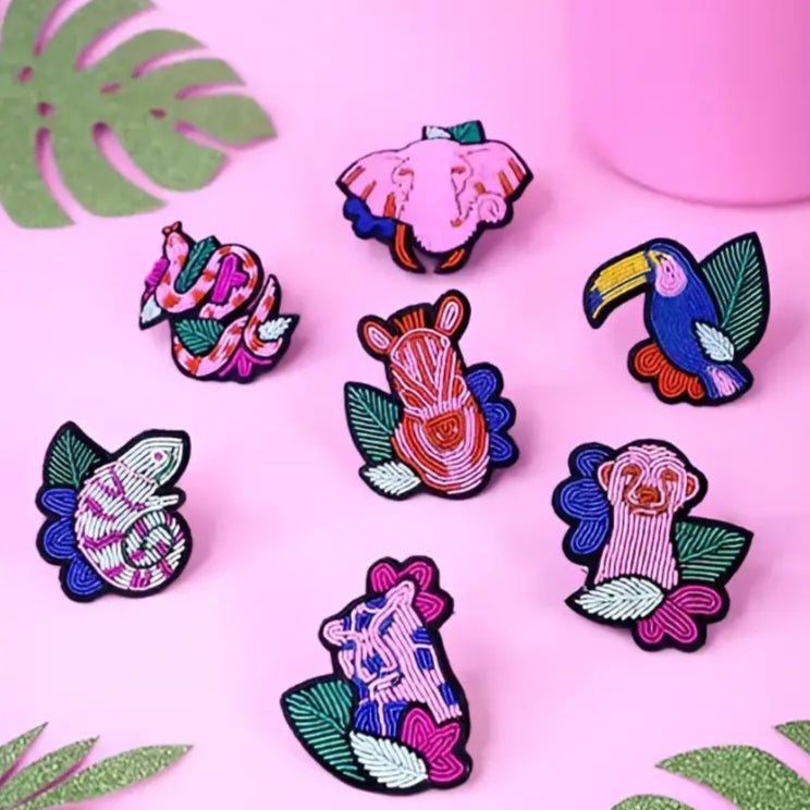 Broche caméleon
