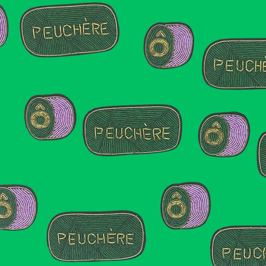 Broche Ô Peuchère : clin d’œil de bonne humeur avec patches verts brodés or