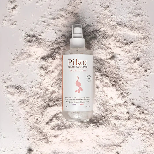Brume De Linge Parfumée 200 ml : parfum subtil en flacon rose avec oiseau