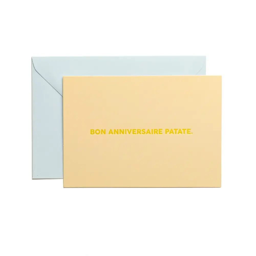 Carte d’anniversaire inspirée Patate Fun avec enveloppe bleu clair et carte jaune
