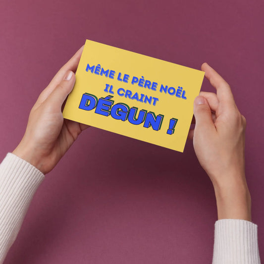 Carte postale jaune vibrante bonne humeur: Même le Père Noël craint dégun!