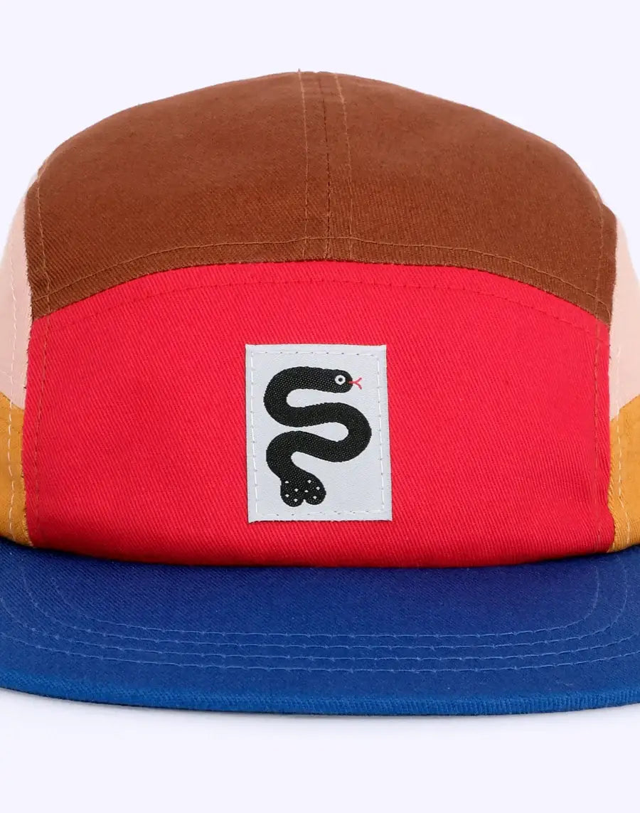 Casquette Trouser Snake : casquette baseball marron rouge bleue avec patch serpent noir pour un look plus travaillé