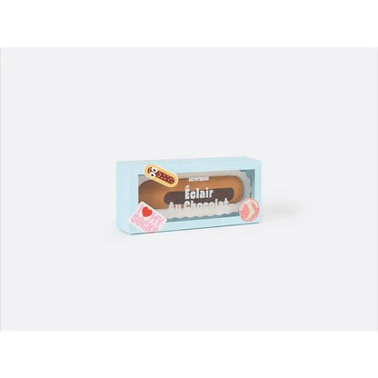 Chaussettes inspirées pâtisserie française avec touche sucrée éclair au chocolat