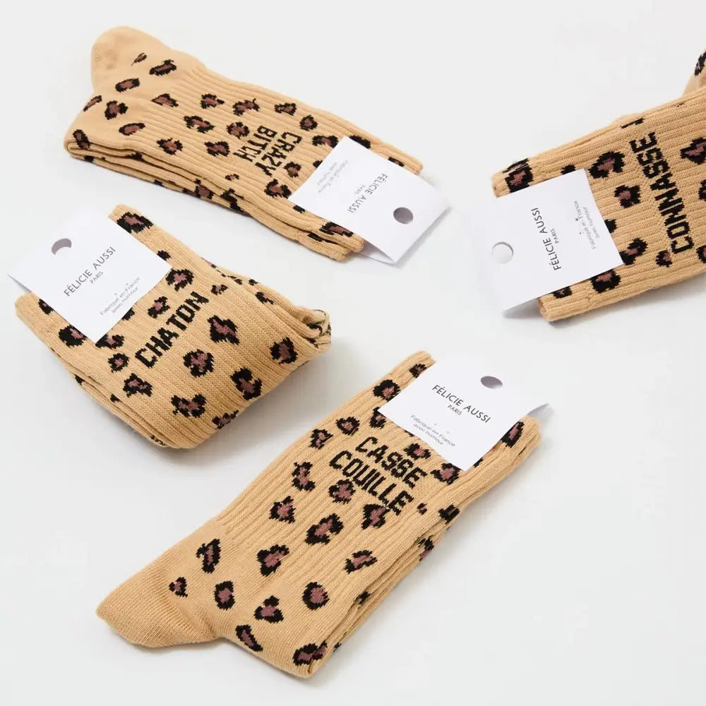 Quatre paires de chaussettes casse couille au motif léopard pour une allure décalée