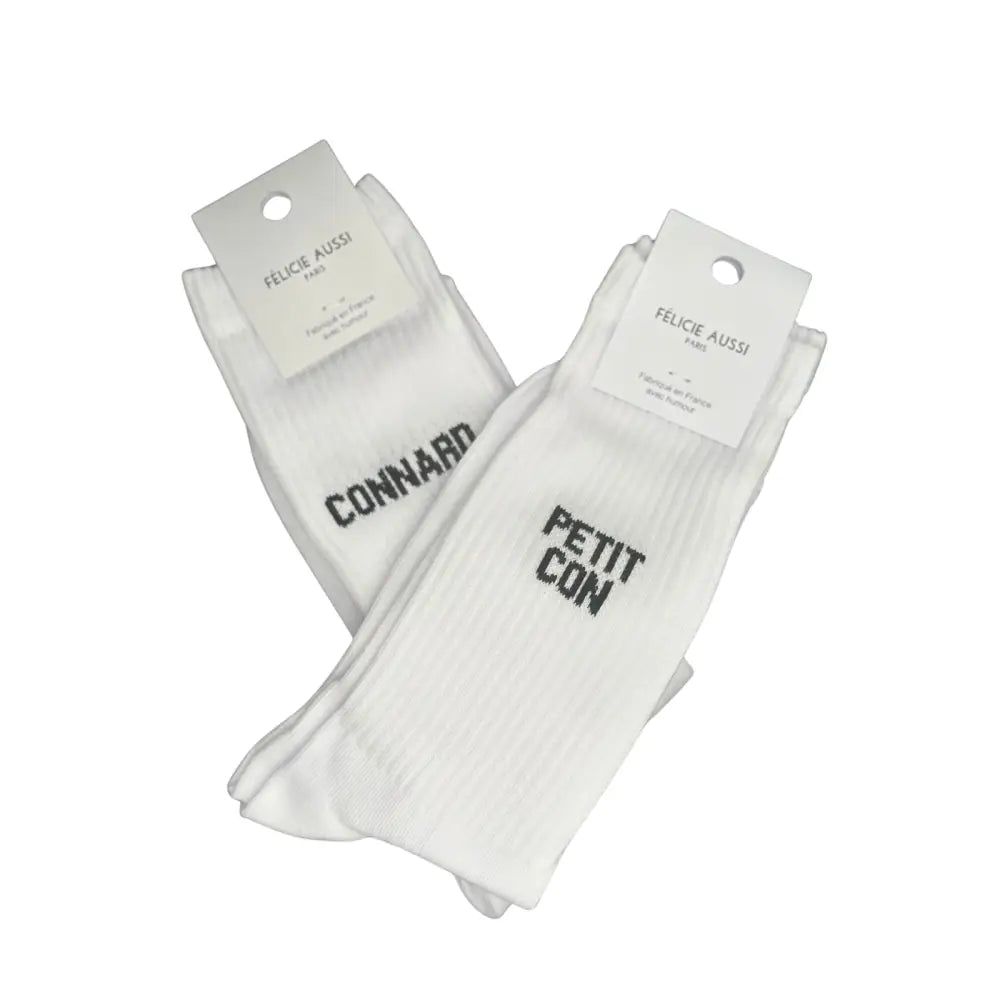 Deux paires de chaussettes blanches ankle avec texte brodé humour jusqu’au bout