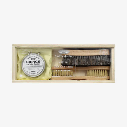 Boîte en bois avec cire d’abeille, brosse à reluire et accessoires pour coffret d’entretien chaussures