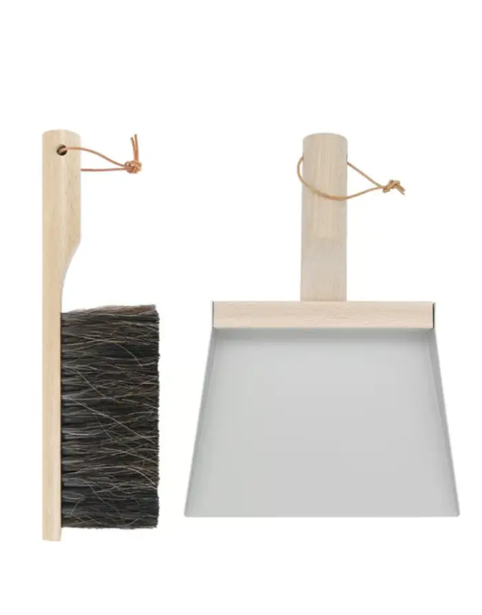 Brosse et balayette Clynk Nature en design scandinave gris