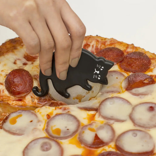 Coupe pizza chat en design ludique, chat noir en acier inoxydable