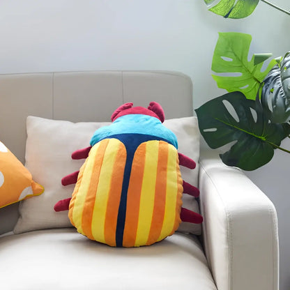 Coussin scarabée jaune au design inspiré, bonne humeur colorée