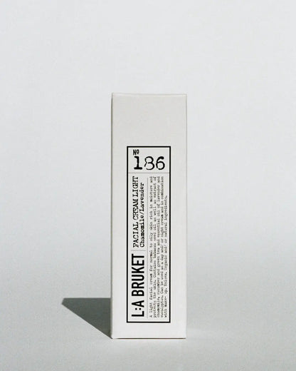 Crème légère visage camomille lavande pour peaux sensibles