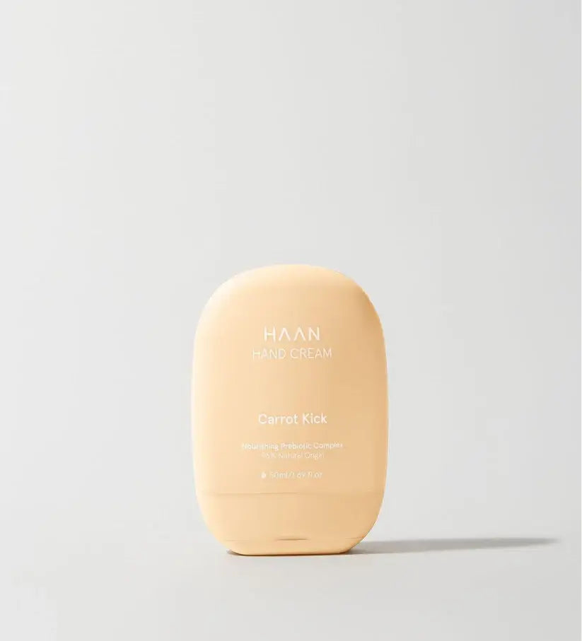 Tube crème mains rechargeable Carrot Kick en pêche, soin nourrissant