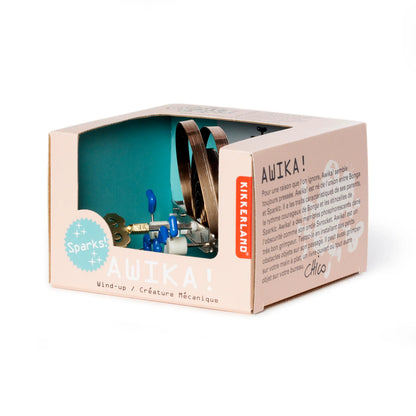 Awika, petite créature mécanique critters en bronze avec accents bleu et blanc