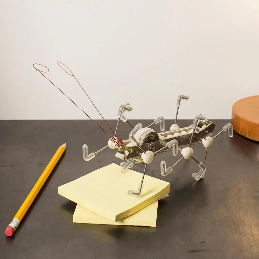 Modèle créature mécanique Critters Mxykikker avec design industriel et mouvement précis