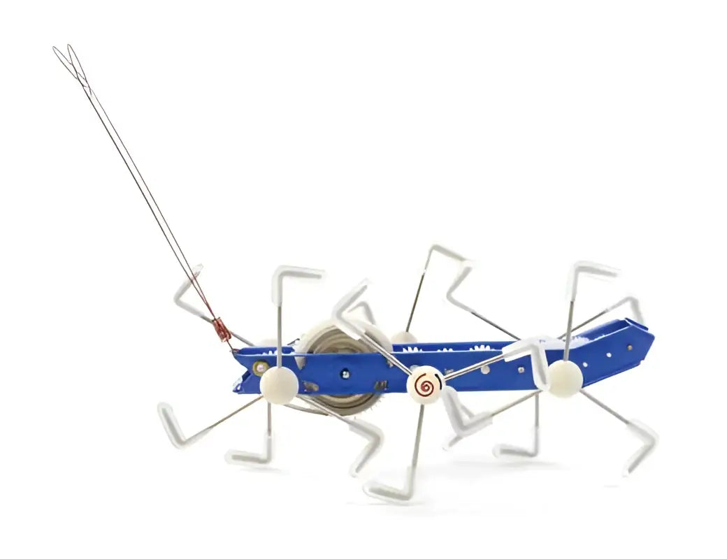 Robot insecte bleu métallique créature mécanique au design industriel et mouvement précis