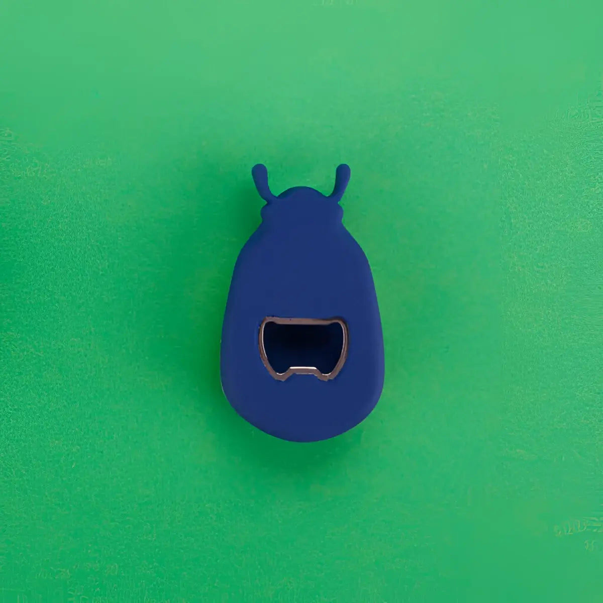 Décapsuleur scarabée bleu en silicone, design original magnétique