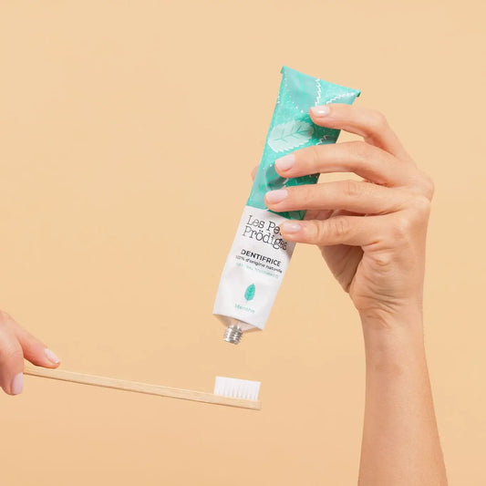 Tube dentifrice naturel menthe forte 75 ml pour haleine fraîche