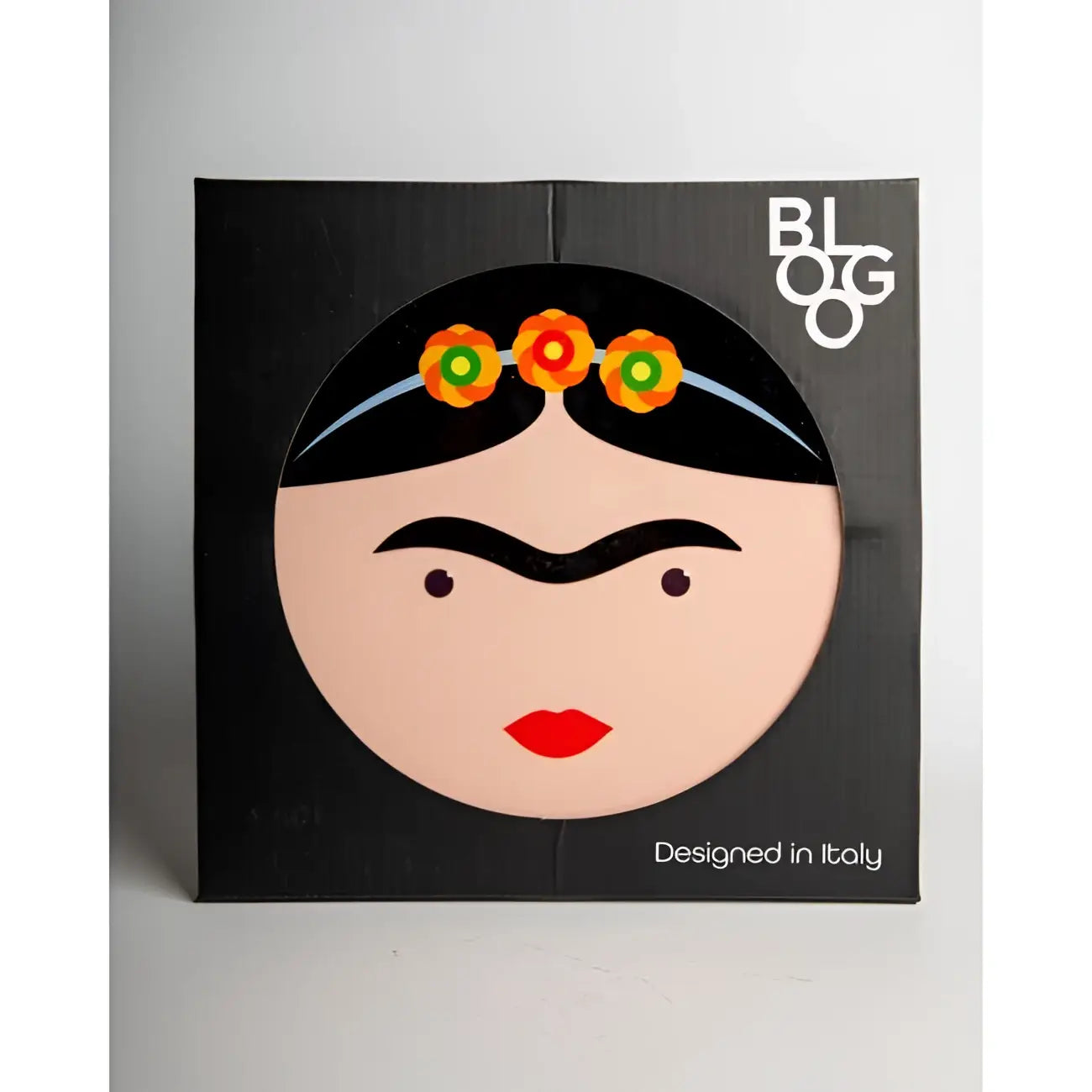 Boîte en carton noire Frida Kahlo, choix idéal décoration intérieure