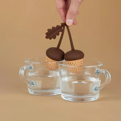 Infuseur double en forme de gland pour une pause thé sensorielle