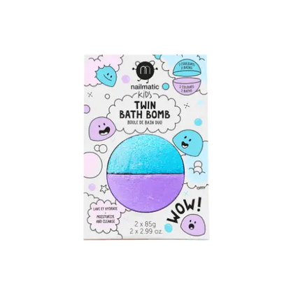 Duo de boules de bain bleu et violet pour un bain bicolore, bain devient doux et hydratant