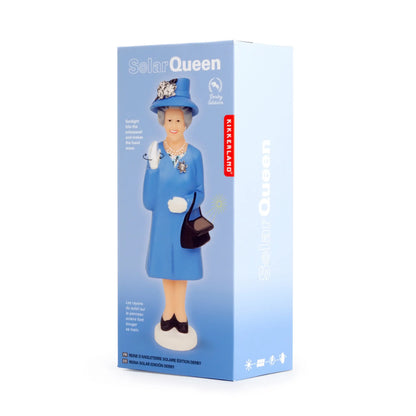 Figurine solaire Queen incarne Reine Elisabeth Derby en plastique bleu