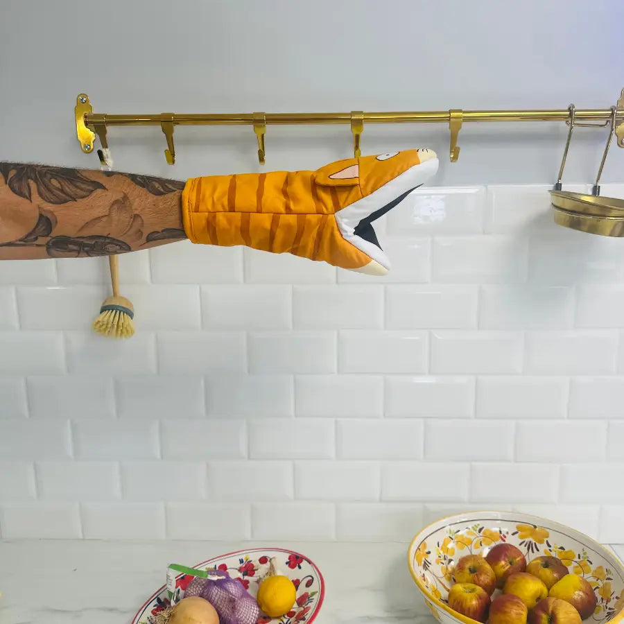 Mitaine orange motif chat tigre, protection thermique ludique pour cuisine