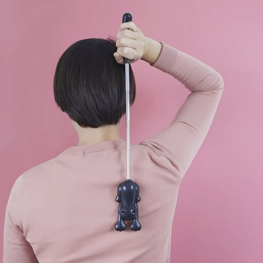 Gratte-Dos Curious Cat Extensible Noir : accessoire malin chat prêt pour dos