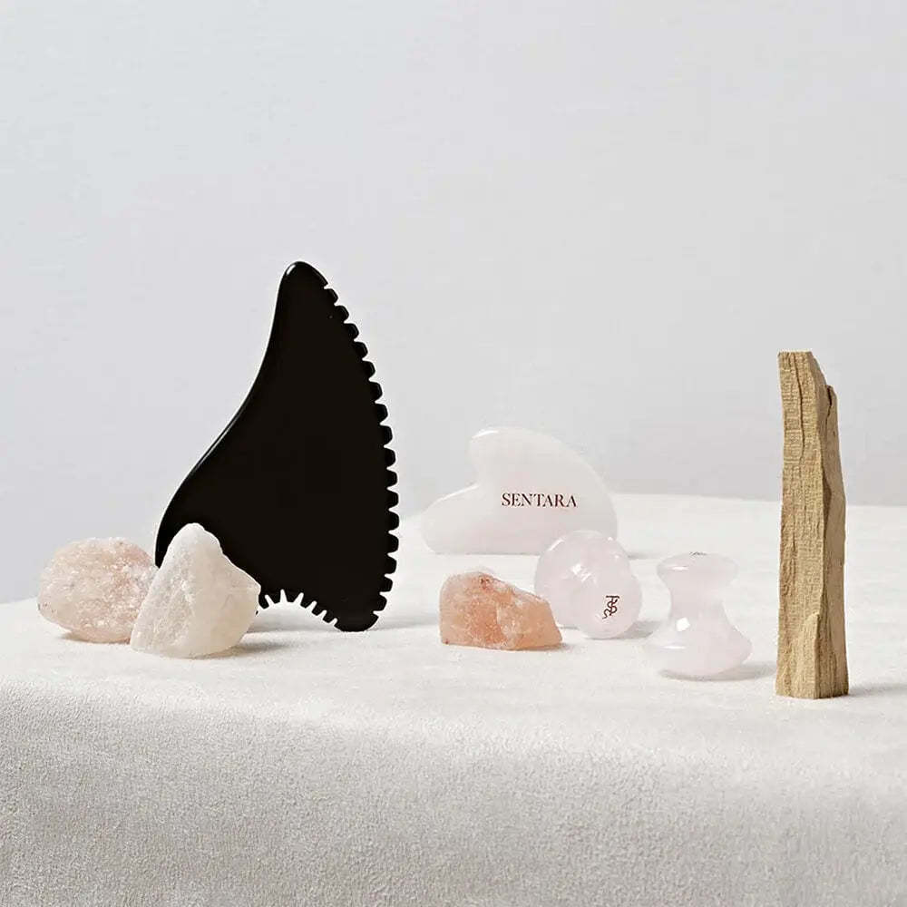 Outil gua sha peau d’ange corps en pierre naturelle noire dentelée