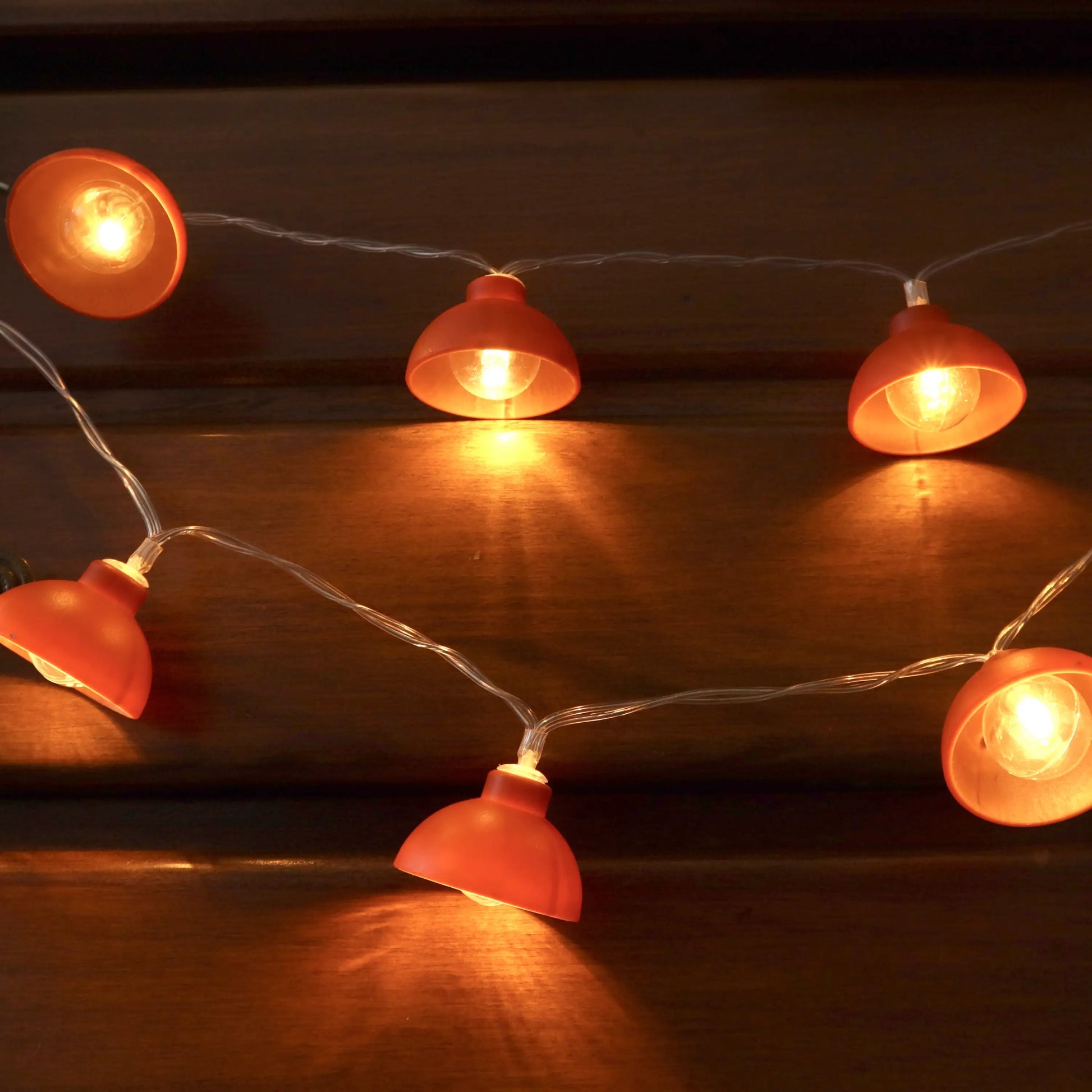 Guirlande lumineuse USB terracotta à dôme orange chaleureux