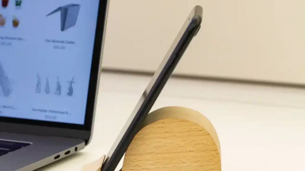 High Tech Accessory