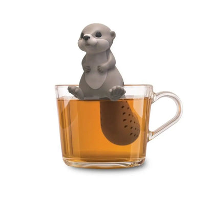 Infuseur à thé loutre en silicone gris, touche d’originalité pour mug en verre