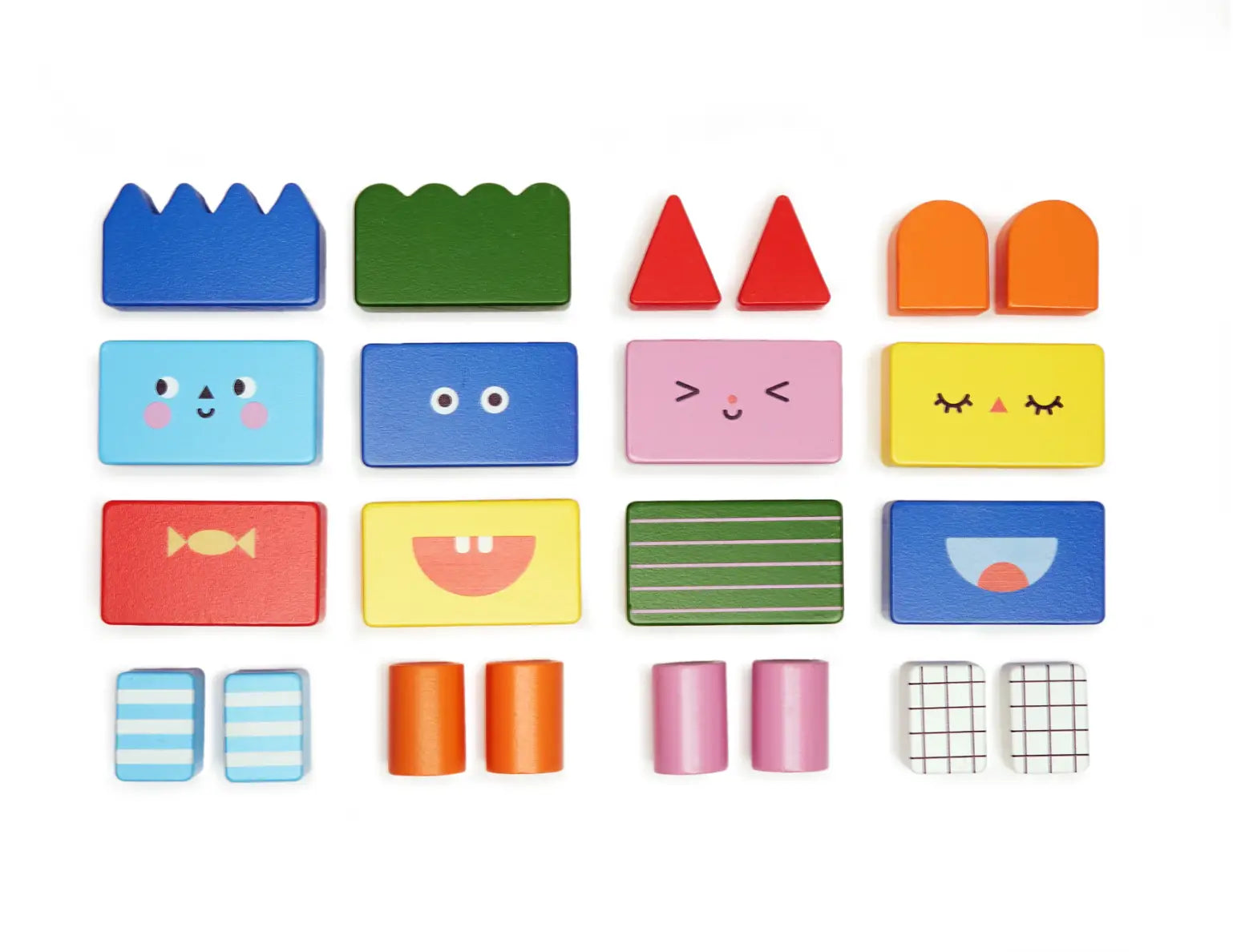 Jeu blocs en bois Kidoki avec formes colorées et expressions ludiques pour expérience sensorielle