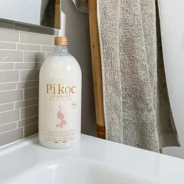 Bouteille Lessive Eclat d’Iris 1L, détergent naturel liquide blanc